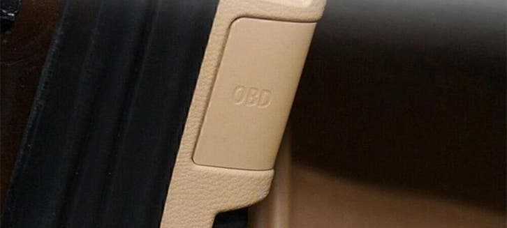 BMW 3-Serie E90/E91/E92/E93 OBD afdekkap beige, Auto-onderdelen, Interieur en Bekleding, Nieuw, BMW