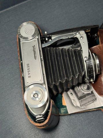 Voigtländer Bessa II avec Heliar 3,5/105mm - 6x9 | 120 /