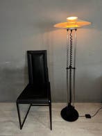 Lyskilde - Henrik Tangler - Staande lamp - gelakt metaal -