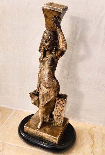 Beeld, Donna egizia con giara - 21 cm - .800 zilver