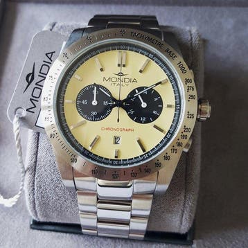 Mondia - Chronograph - Ivory - Multifunction - Tachymeter -
