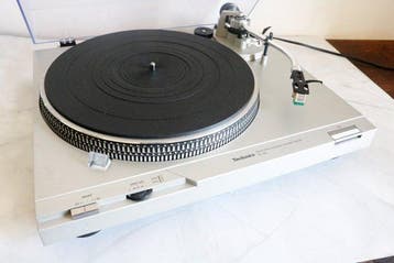 Technics - SL-D2 Platenspeler