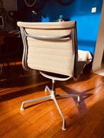 Herman Miller - Charles & Ray Eames - Bureaustoel - EA105 -