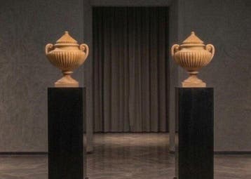 Vase avec couvercle - Marbre - Gros vases en forme durne en