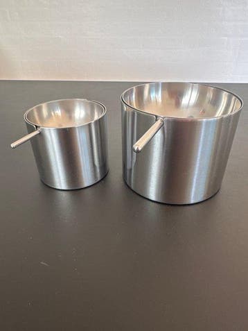 Arne Jacobsen - Asbak (2) - Staal - Cylinda Line