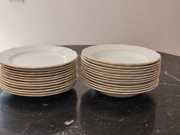 Richard Ginori Doccia - Tafelservies voor 12 (24) -