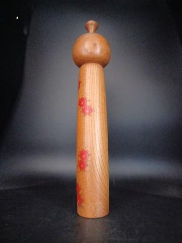 Beeldje - Prachtige Grote Vintage Sosaku Kokeshi Pop door