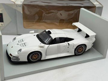 UT Models 1:18 - Modelauto - Porsche 911 GT 1 1996 -, Nieuw