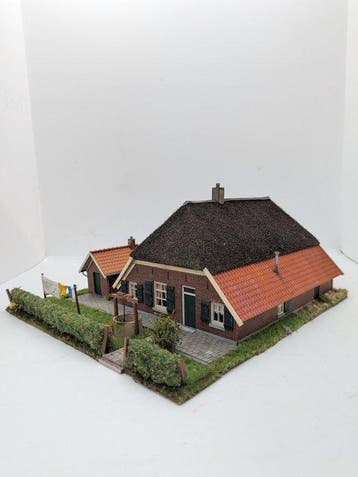 handgemaakt - Diorama Handgemaakte Nederlandse boerderij met, Nieuw