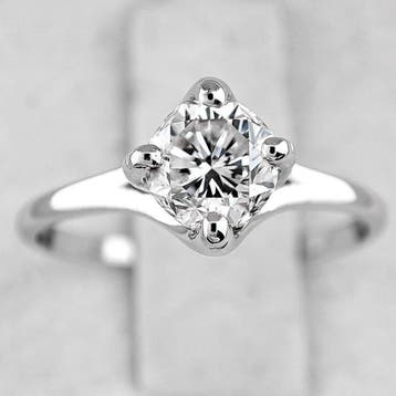 Ring - 14 karaat Witgoud, E/VS1 - 1.00ct. tw. Diamant