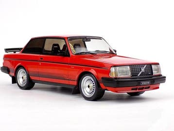 IXO 1:18 - Modelauto - Volvo 240 Turbo Custom 1984