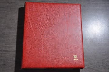 Accessoires Nederland - Flinke doos vol met 9 lege Importa, Postzegels en Munten, Gestempeld