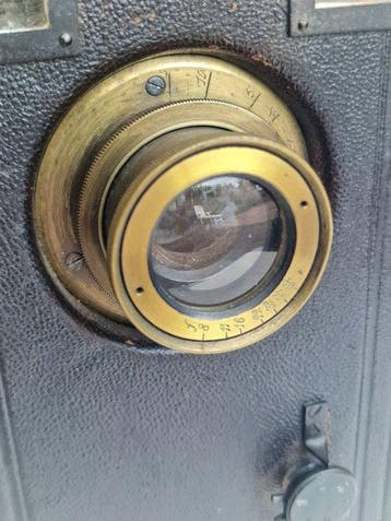 R.Wagner Germany Falling plate camera with brass lens |