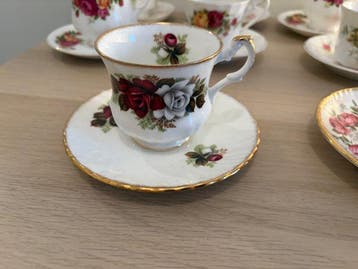 Koffie- en theeservies - 10 Engelse porseleinen kop en