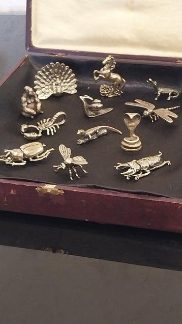 Messensteun (12) - animaux différents exotiques - Messing -