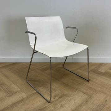 Arper Catifa 46 designstoel, wit - groen, Maison & Meubles