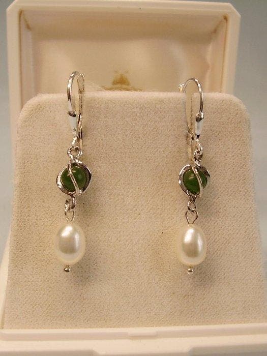 Zonder minimumprijs - Oorbellen Zilver - 5.20ct. tw. Jade -, Handtassen en Accessoires, Oorbellen