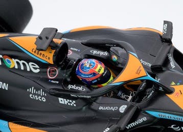 Minichamps 1:18 - Modelauto - TEAM Mc LAREN F1 MCL 60 GP