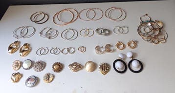 Themacollectie - Mode-sieraden – paren oorbellen en één