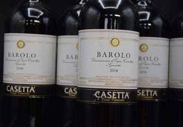 2016 Casa Vinicola Casetta - Barolo - 5 Flessen (0.75 liter), Nieuw