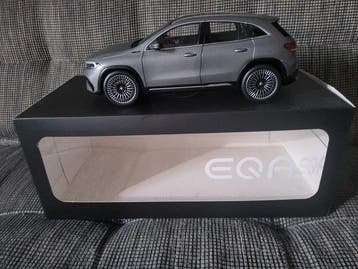 NZG 1:18 - Modelauto - Mercedes EQA (2021), Nieuw