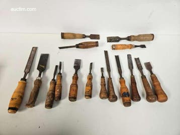 antiek gereedschap . (16x)