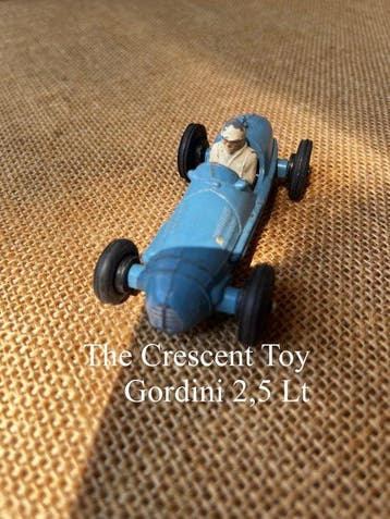 The Crescent Toy Co. + Mercury, Crescent 1:43 - Modelauto