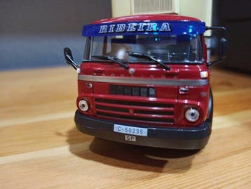 1:43 - Model vrachtwagen - Barreiros, Hobby en Vrije tijd, Nieuw