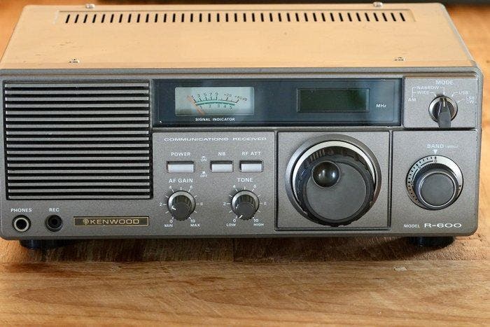 Kenwood - R-600 communication receiver Radio, Audio, Tv en Foto, Radio's