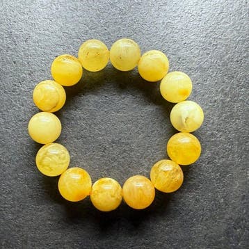 Armband van natuurlijk Baltisch barnsteen met hele stenen