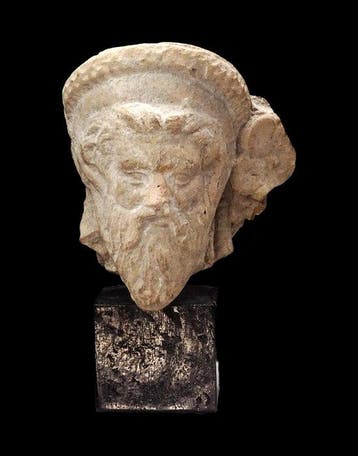Oudgrieks Keramiek - Groot hoofd van Dionysos - Tarante - 4e