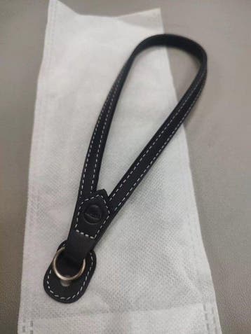 Leica Leather Wrist Strap with Protection Flap (Order No.