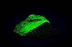 Set van 6 kabinetformaat fluorescerende mineralen SW+ LW -