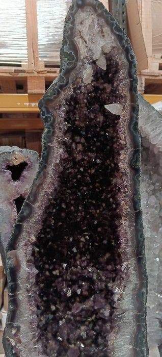 géode daméthyste Géode- 200 kg - (2), Verzamelen, Mineralen en Fossielen