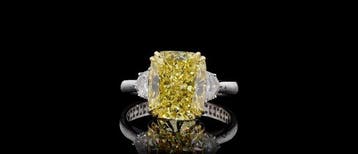 Ring - 14 karaat Witgoud - 5.52ct. tw. Geel Diamant (Fancy