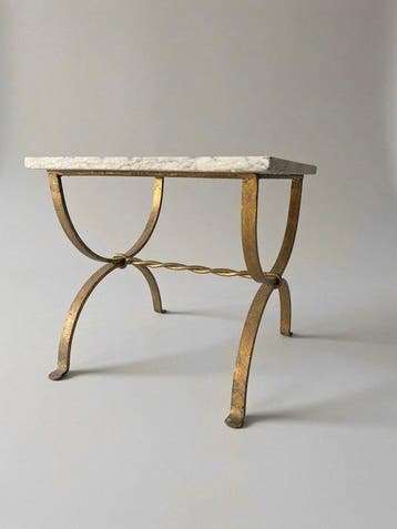 Table - Table dappoint de style néoclassique en métal doré, Maison & Meubles