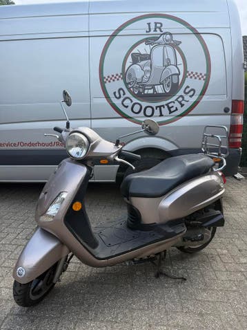 Scooter A-klasse (Geen Rijbewijs Nodig!), Fietsen en Brommers, Zo goed als nieuw, Klasse A (25 km/u), Benzine