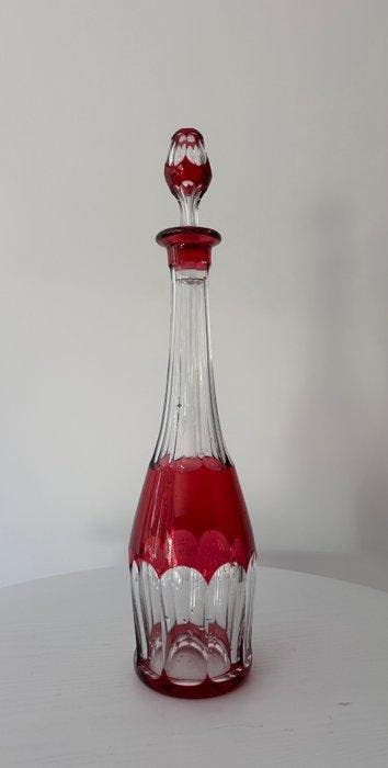 Karaf - Val Saint Lambert - Grote «Seville» cranberry-kleur