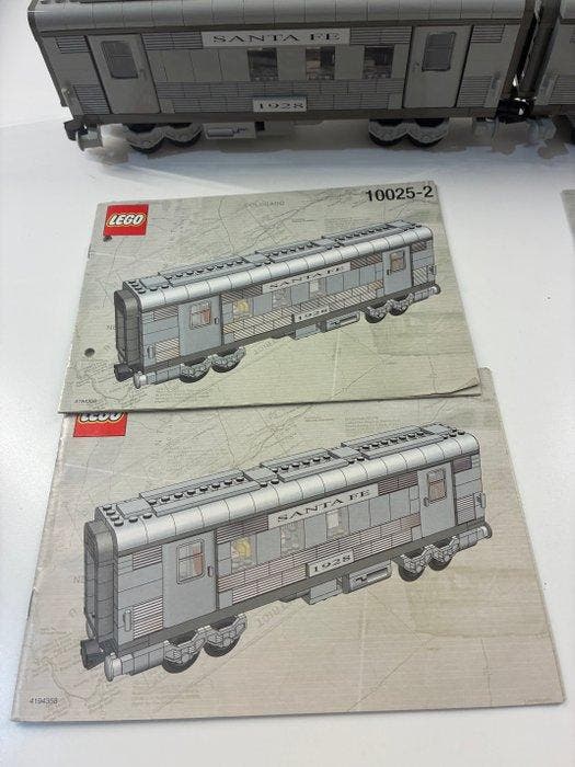 Lego Set - Train - 2 SANTA FE CARS - GREAT CONDITION 10025, Kinderen en Baby's, Speelgoed | Duplo en Lego