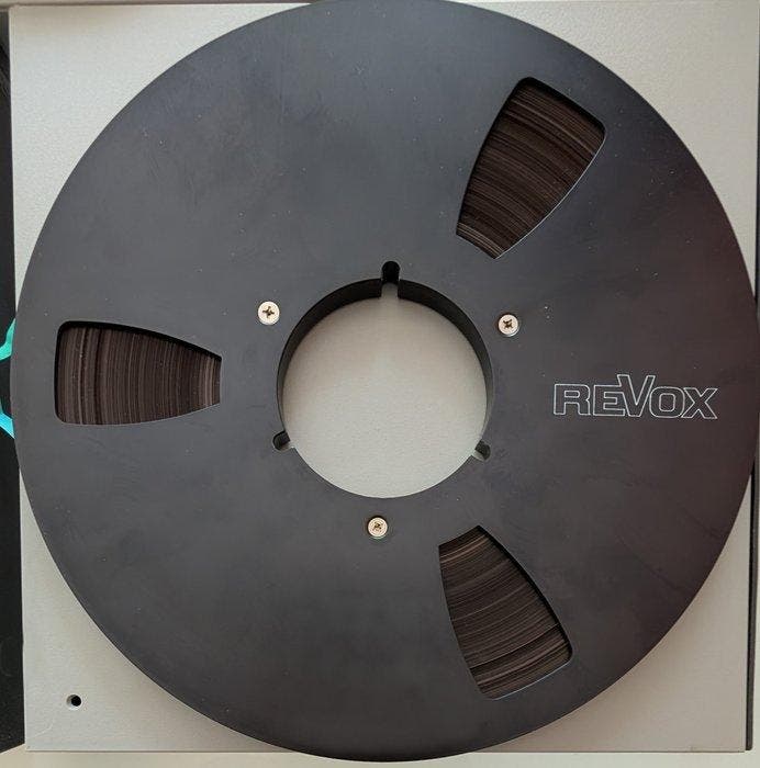 Revox - 26 cm spoelen met tape - Reel-to-reel audio, Audio, Tv en Foto, Radio's