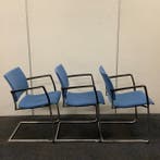Complete set van 3 stuks  vergaderstoelen Casala Feniks,