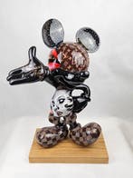 ArtBrut By Ann - Mickey Mouse Glamour x Louis Vuitton