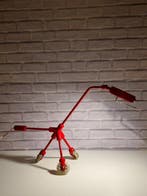 IKEA - Lampada da tavolo postmoderna Kila (Red Dog) -