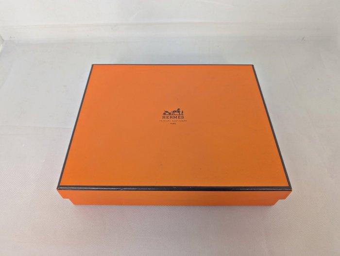 Hermès - Zonder minimumprijs - Asbak - Flowers and, Verzamelen, Rookartikelen, Aanstekers en Luciferdoosjes