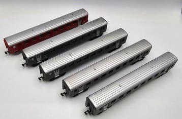 Lima N - 320308, 320318, 320319 - Modeltrein personenwagen, Nieuw