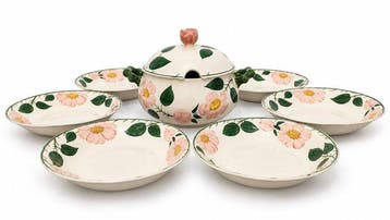 Villeroy & Boch - Suite de 6 assiettes creuses et 1 Soupière