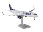 Schaal 1:200 Hogan Wings 4364 Airbus A320-200 Airblue Reg..., Ophalen of Verzenden