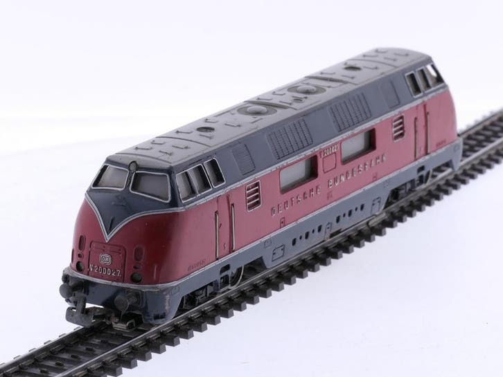 Schaal H0 Märklin 3021.6 diesellocomotief V 200 van de DB.., Hobby en Vrije tijd, Modeltreinen | H0, Wisselstroom, Locomotief