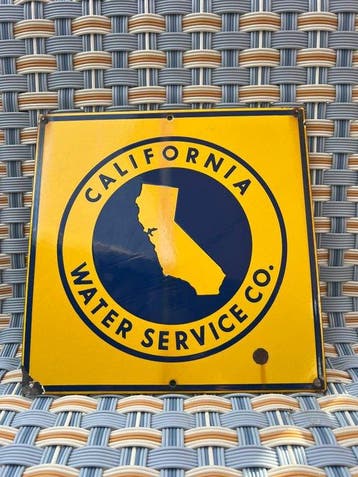 Collectie van memorabilia - Emaillebord California Water