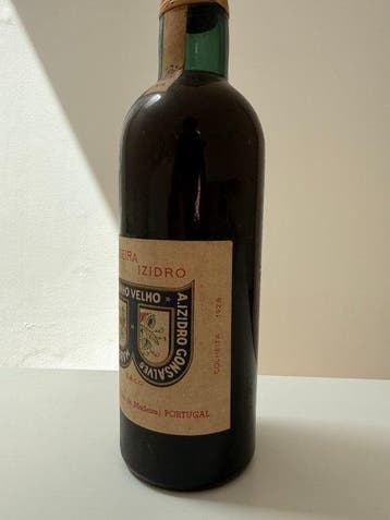 1928 A. Izidro Goncalves, Madeira Vinho Velho - Madeira - 1